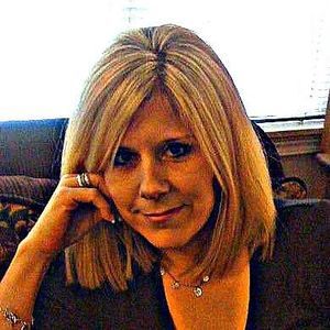 Meet your Posher, Liz